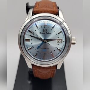 New Custom 39mm Seiko Mod Automatic GMT Watch